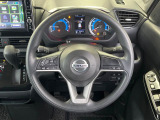 【ステアリングスイッチ】運転中、前方から目線をそらすことなく、オーディオ等の操作が可能な便利機能!安心&快適なドライブを演出してくれます♪