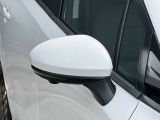 ウィンカードアミラー☆ライトの点滅で対向車、歩行者などに曲がることを知らせることができるので安心・安全につながりますね♪