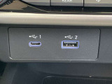 充電用USB充電はタイプAとタイプCの2種類搭載