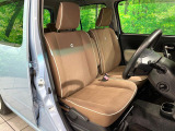 運転席シート廻りは使用感も少なく、良好な状態となっています。丁寧に使われていたことがよくわかりますね。