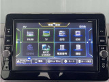 ナビはもちろんCD・DVDを楽しむことができます。またスマートフォンとナビをBluetoothでつなぐことで音楽を聴くことも出来ます!