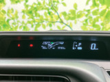 視認性の高いメーター類で、運転に必要な情報を的確に把握できます。運転状況に合わせて表示モードも変更可能です。