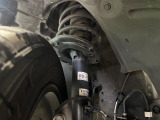 お車を安心してお乗りいただく為には、足回りの定期点検が欠かせません。サービスサポート(有償保証)では無料点検もご提供しており、安心のカーライフをお過ごしいただけるサポート体制が整っています。