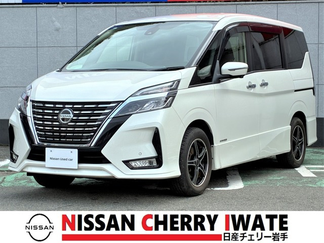 セレナ 2.0 ハイウェイスターV 4WD 