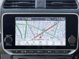 EV専用NissanConnectナビゲーションシステム(地デジ内蔵)(9インチワイドディスプレイ、ハンズフリーフォン、Bluetooth対応、HDMI接続、Apple CarPlay・Android Auto連携機能、USB接続、iPod対応、AM/FMラジオ)