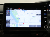 【純正9インチナビ】使いやすいナビ操作にオーディオ機能も充実!Bluetooth接続で運転中のハンズフリー電話や好みの音楽を車内に流す事が出来ます。ラインナップや車種に応じて豊富な機能が使用可能♪