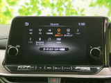多様なソースに対応し、お好みの音楽を高品質で楽しめます。直感的な操作で、簡単に楽曲を選曲できます。ドライブ中のエンターテイメントを充実させます。