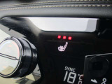 運転席&助手席にシートヒーター装備。