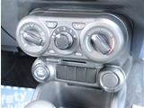 入庫時・販売時・納車前に、弊社基準の68項目に及ぶ点検整備を実施しております。