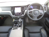 V60 ウルトラ T6  AWD プラグインハイブリッド 4WD 
