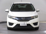 Hondaのデザインアイデンティティーの「ソリッド・ウイング・フェイス」を具現化しました。Hondaの象徴「H」マークを中心にフロントグリルからヘッドライトまでを1つのつながりとしてデザインしました。