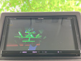 停車中には、地デジTVをお楽しみいただけます。長距離ドライブや休憩時間に、エンターテイメントを堪能できるのが魅力です。家族での移動も楽しくなります。