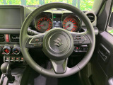 【純正革巻きステアリング】上質な革を使用することで、手にしっかり馴染みとても運転しやすいハンドルです♪