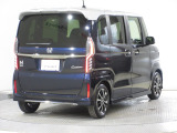 ボディクリーニング後、愛車をピカピカの状態へ保護するコーティング「ブライトパック」がおススメです!水垢がつきにくく、手入れがしやすくなりますよ!いつも愛車をきれいにしておきたい方におススメです。