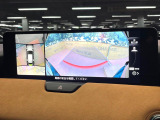 【360&deg;ビューモニター】専用のカメラにより、上から見下ろしたような視点で360度クルマの周囲を確認することができます☆死角部分も確認しやすく、狭い場所での切り返しや駐車もスムーズに行えます。