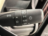 便利なオートライト付です。