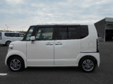 新車ディーラーの中古車コーナーです。保証・整備料金は車両価格に含まれております。諸費用まで入った支払総額は魅力的な価格になっていると思います。