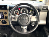 【ステアリングスイッチ】運転中、前方から目線をそらすことなく、オーディオ等の操作が可能な便利機能!安心&快適なドライブを演出してくれます♪