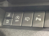 【車線逸脱抑制機能】高速道路走行時、車線からはみ出しそうな時にステアリングを制御し車線内を走行する様にアシスト。より安全な運転をサポートしてくれます!