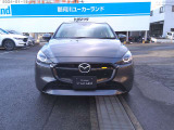 スタイリッシュなフロントマスク!