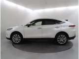 スタイリッシュなSUV 室内もラグジュアリーです