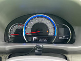 視認性の高いメーターで、速度や燃料残量を一目で確認できます。運転に必要な情報を的確に把握できます。運転に集中できる環境です。