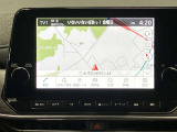 メーカーナビ(NissanConenectナビゲーションシステム)プロパイロットとリンクするナビゲーションシステム。9インチの高解像度モニターを搭載し、スマートフォンのワイヤレス充電など対応!