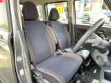 お車の販売と共に、自動車保険もご紹介しております。 弊社取り扱い会社と同じであれば日産独自のサービスもあります。