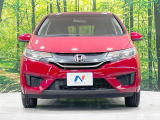 弊社では、全車『修復歴なし』のお車のみ取り扱っております。専任バイヤーによる厳選した仕入れの後、入庫後の車両チェックを行い、ネクステージが認定した高品質な中古車をご提供しております。安心の最長10年・