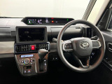 エンジンオイルの交換と、室内抗菌消臭処理を施工し、ご納車させていただきます