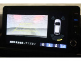 バックカメラが装備されており、後方の安全確認はもちろんのこと狭い場所での駐車や雨の日・夜間など視界の悪いコンディションでのストレスの軽減にもなります!