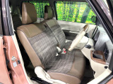運転席シート廻りは使用感も少なく、良好な状態となっています。丁寧に使われていたことがよくわかりますね。