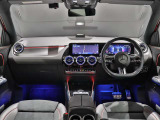 GLAクラス GLA200d 4マチック AMGラインパッケージ 4WD 