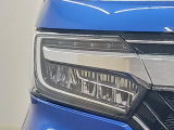 HIDより省電力のLEDライトが装着されています。点灯忘れも防止できるオートライトコントロール機能がついているので、夜間のドライブもより安全に楽しめますよ。