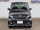 【車屋】として、長く車業界に従事した経験豊富なスタッフが在籍しております。