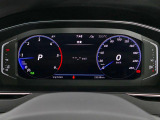 ナビや様々な画面を映し出せるActive Info Display装備車です!