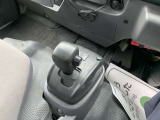 ★中古車なので、傷や凹みは多少はございます。小さな傷から大きな傷までさまざまです。大きな傷凹みは鈑金塗装修理後にお渡しを致しております。自社鈑金工場完備ですので、スピーディーな対応が可能です!