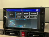 【音声認識コマンド】トークボタン/スイッチを押し、音声認識コマンドを発声するだけで一部機能を操作可能!オートエアコンのオンオフを走行中でもハンズフリーでできたりなど便利♪