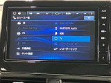 NM1・9インチ日産オリジナルナビゲーションならではの上質感とインパネとのフィット感が魅力。スマートフォン連携をワイヤレスで!人気のネット動画がナビの大画面で楽しめます。