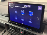 音楽ソースは、CD/DVD/SD/USB/サウンドコンテナ/TV/Bluetoothに対応しております、CDの自動録音機能やスマホ連携で快適ドライブが可能です