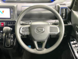 【ステアリングスイッチ】運転中、前方から目線をそらすことなく、オーディオ等の操作が可能な便利機能!安心&快適なドライブを演出してくれます♪