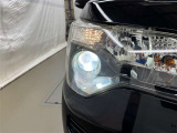 HIDヘッドランプ正面です。
