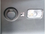 お車のご納車は待ち遠しいもの。1日でも早くご納車が出来るよう、整備拠点と販売店を結ぶ輸送ラインを確立しております。