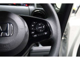 Hondaセンシングの機能のひとつ、アダプティブクルーズコントロール付!アクセルから足を離しても設定したスピードと前車との車間を保ち走行してくれます!車線維持もアシスト☆高速道路で疲労軽減ですね☆
