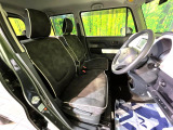 運転席シート廻りは使用感も少なく、良好な状態となっています。丁寧に使われていたことがよくわかりますね。