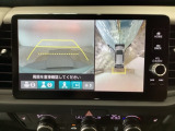 【マルチビューカメラ】周囲の状況を多彩なビューでナビ画面に表示します。駐車場や見通しの悪い交差点での安心感を高めます♪