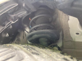 お車を安心してお乗りいただく為には、足回りの定期点検が欠かせません。サービスサポート(有償保証)では無料点検もご提供しており、安心のカーライフをお過ごしいただけるサポート体制が整っています。