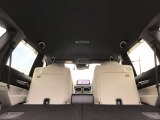 天井も綺麗です☆私は中古車を見るときに天井を良く見るようにしています☆ここが綺麗な車は車内が綺麗なことが多いです☆
