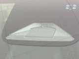 【ホンダセンシング】走行中に前方の車両等を認識し、衝突しそうな時は警報とブレーキで衝突回避と被害軽減をアシスト。より安全にドライブをお楽しみいただけます。