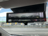 悪天候や荷物で後方の確認がしにくい時もミラーに映像で映してくれるインテリジェントルームミラーです。